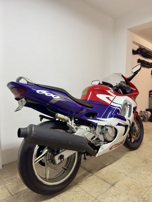 Honda CBR 600 F3 25kw Deslimitada