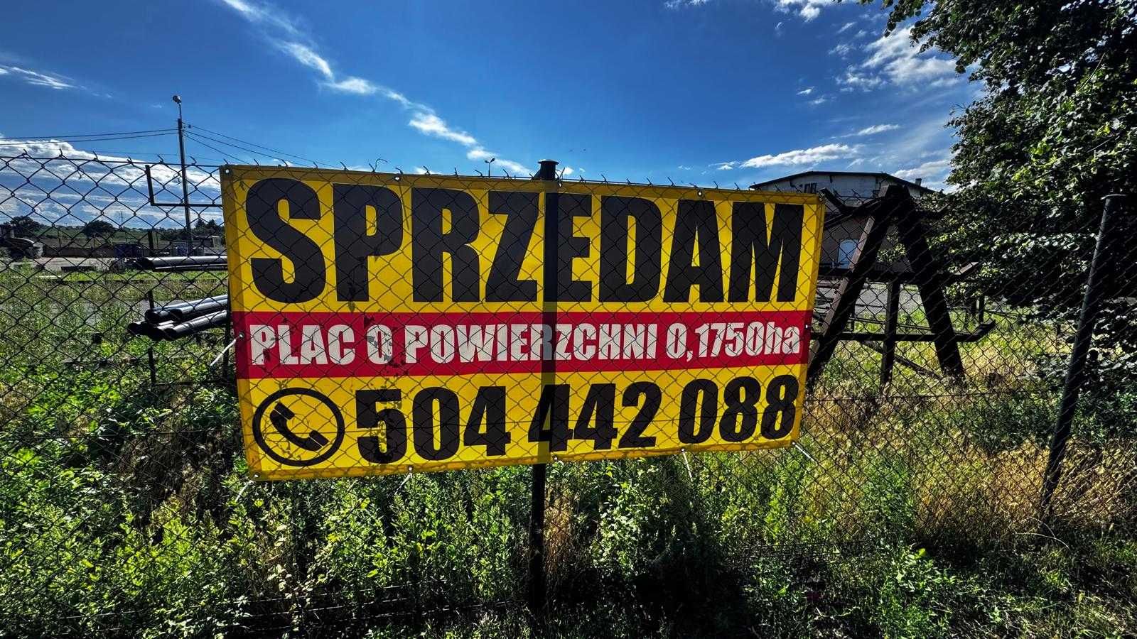 Sprzedam plac z budynkami