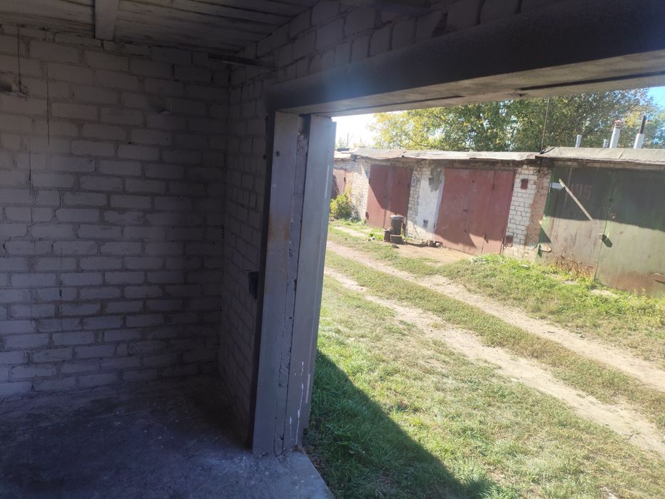 Продам гараж,в гарному стані.