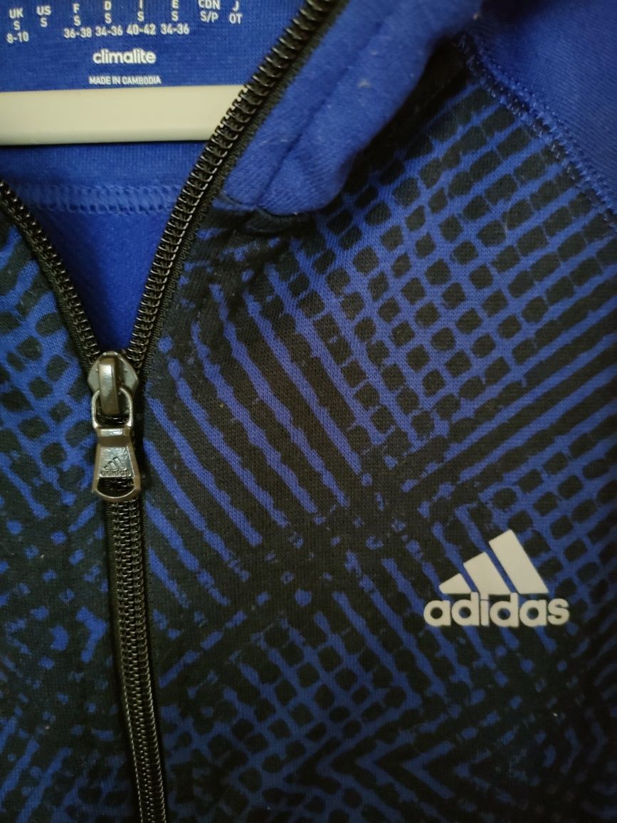 Bluza  Adidas oryginal S.Wymiary są podane.