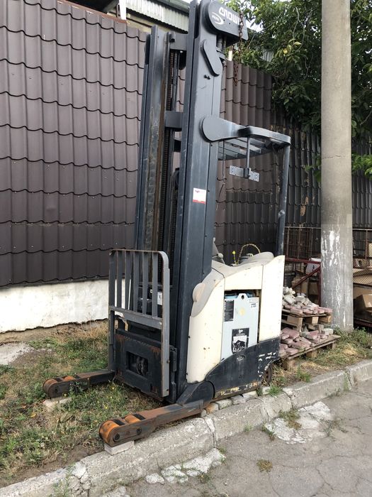 Продам погрузчик Ричтрак Crown RR 2008-2014 г на запчасти не робочый