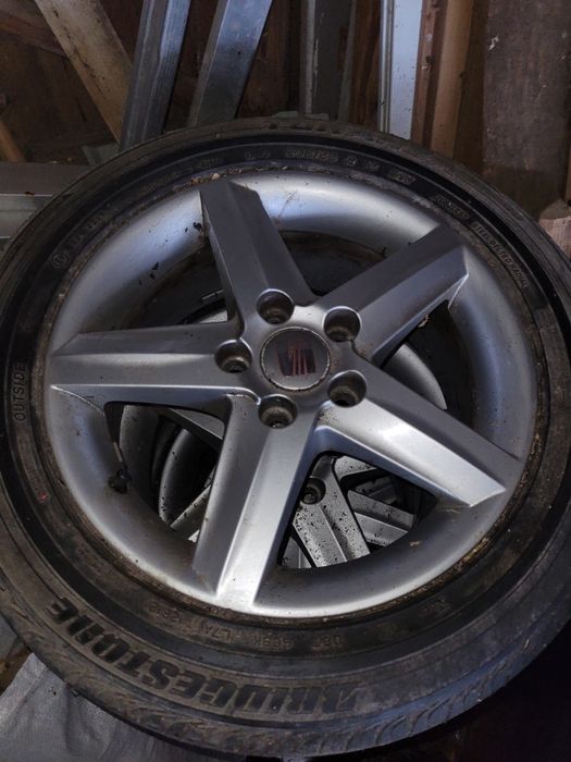 Sprzedam alufelgi Seat pasują do VW