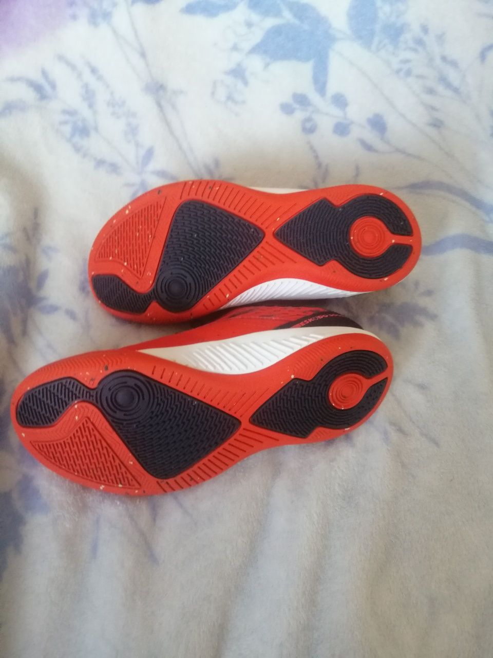 Buty chłopięce, rozm 31, pomarańczowe, mało używane