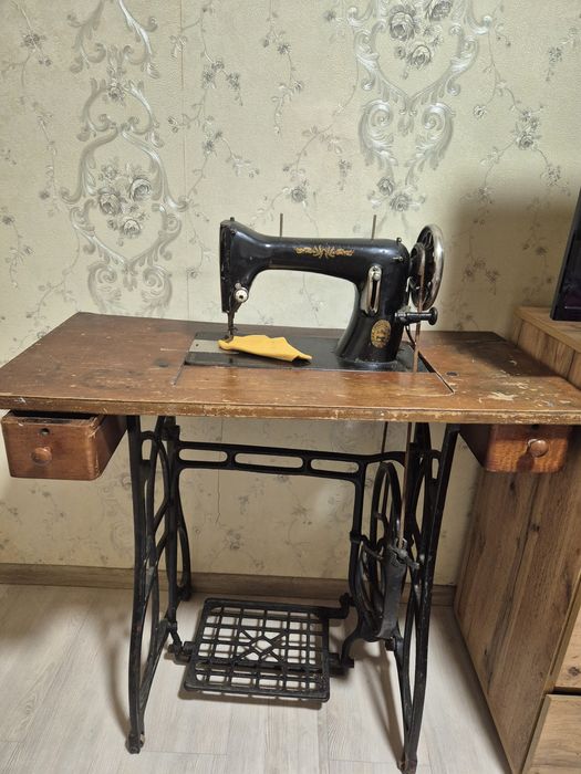 Швейна машинка ЗШМ Орша