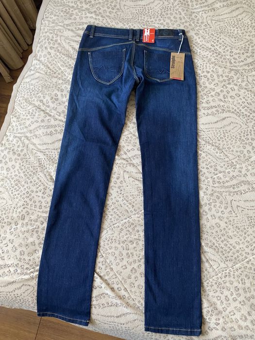 Джинси жіночі