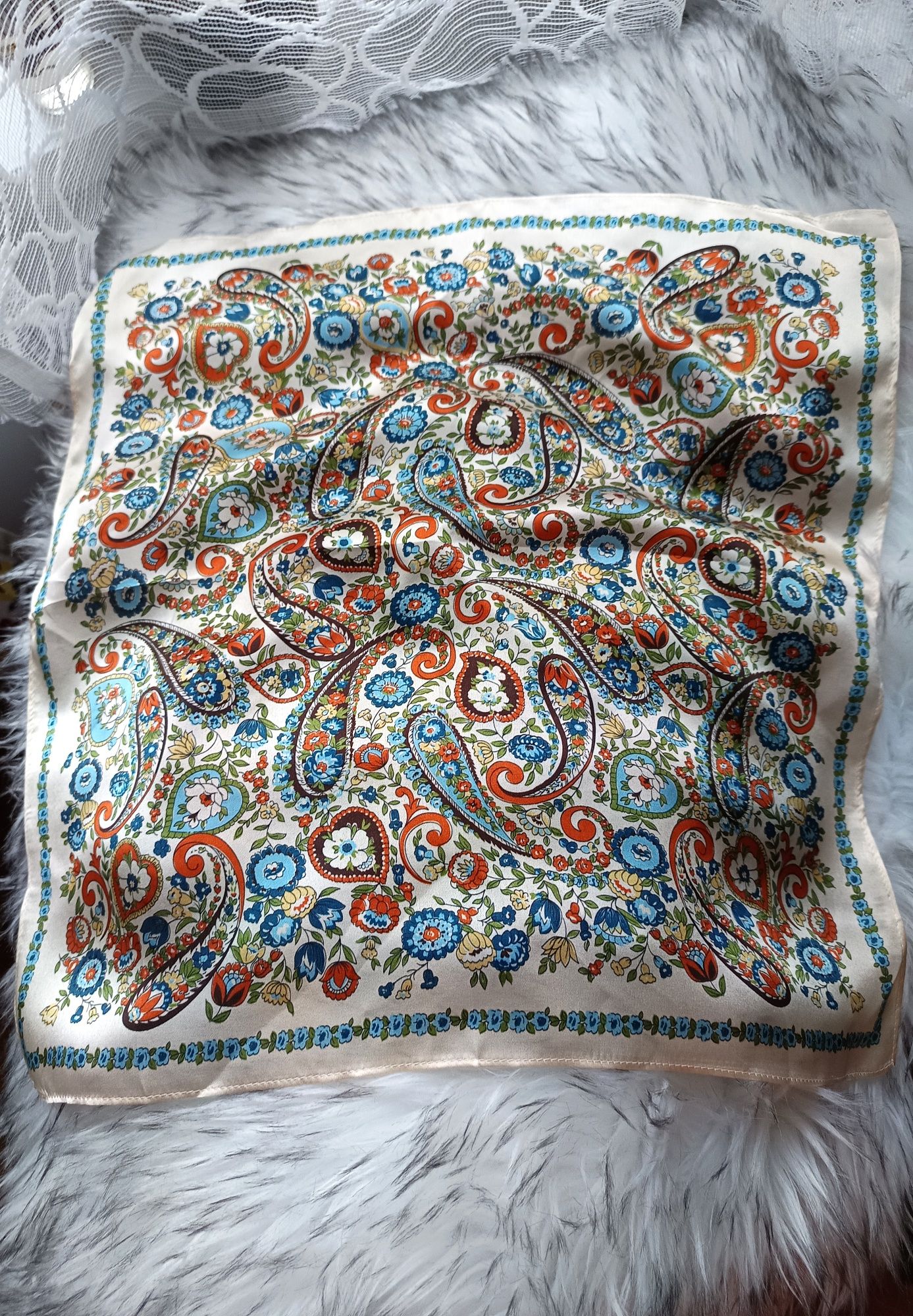 Jedwabna chusta\apaszka boho 53x53 cm, nowa