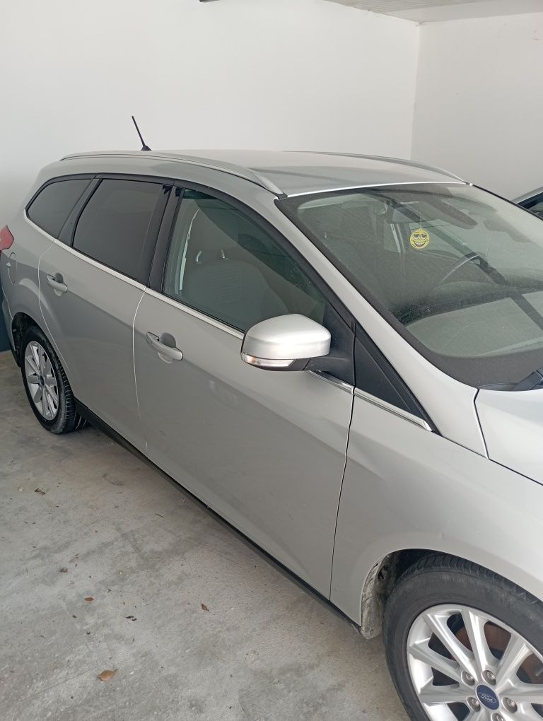 Ford focus 1.0 ecoboost 125 CV titanium