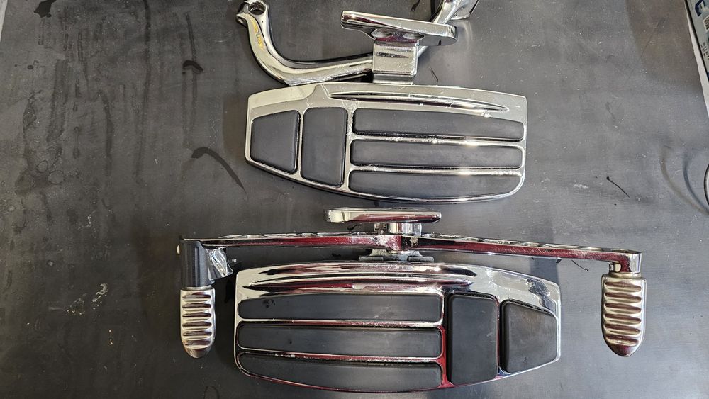 Honda GL 1800 Gold Wing,F6B підніжки