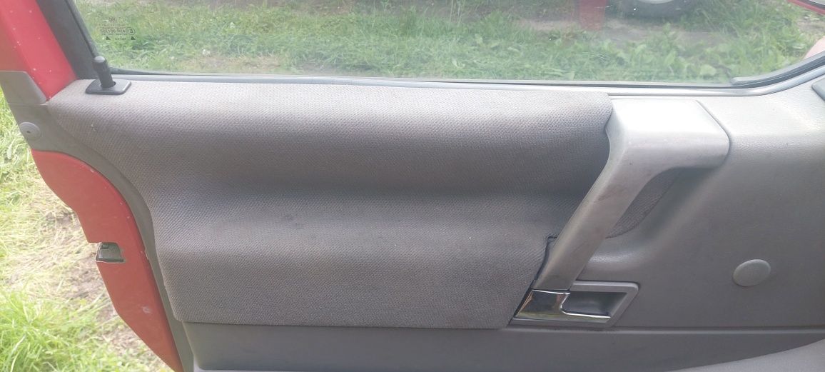 Boczki drzwi materiałowe vw t4 multivan