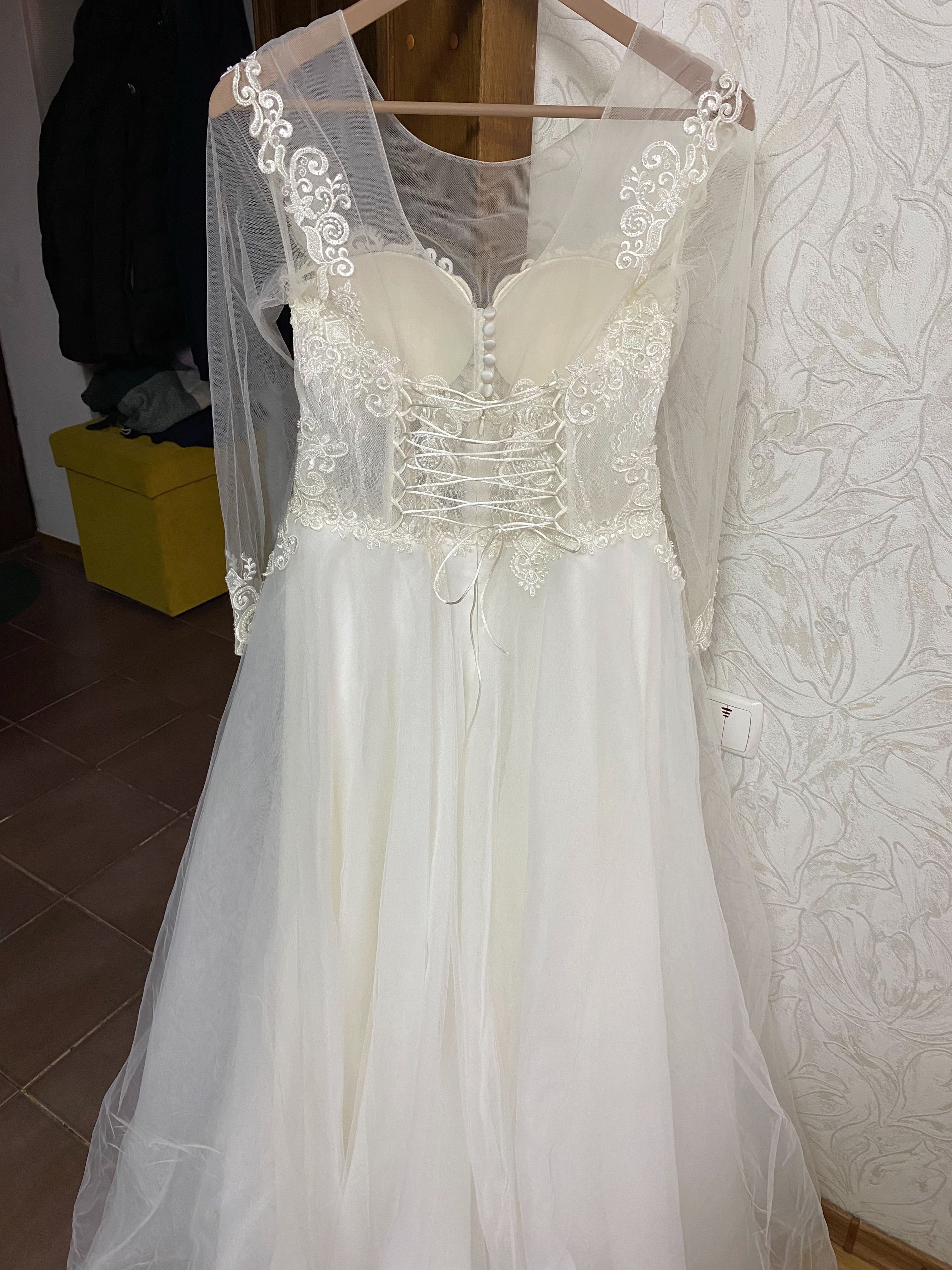 Весільна сукня )