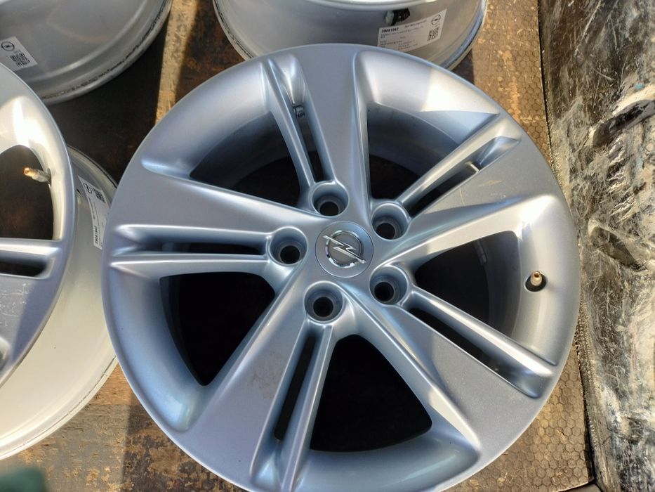 Alufelgi 17 cali opel Insignia b 5x115