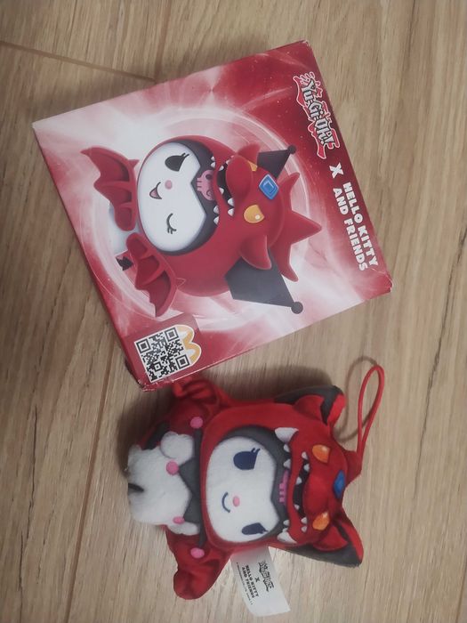 Zabawka przywieszka yu gi oh hello kitty McDonalda
