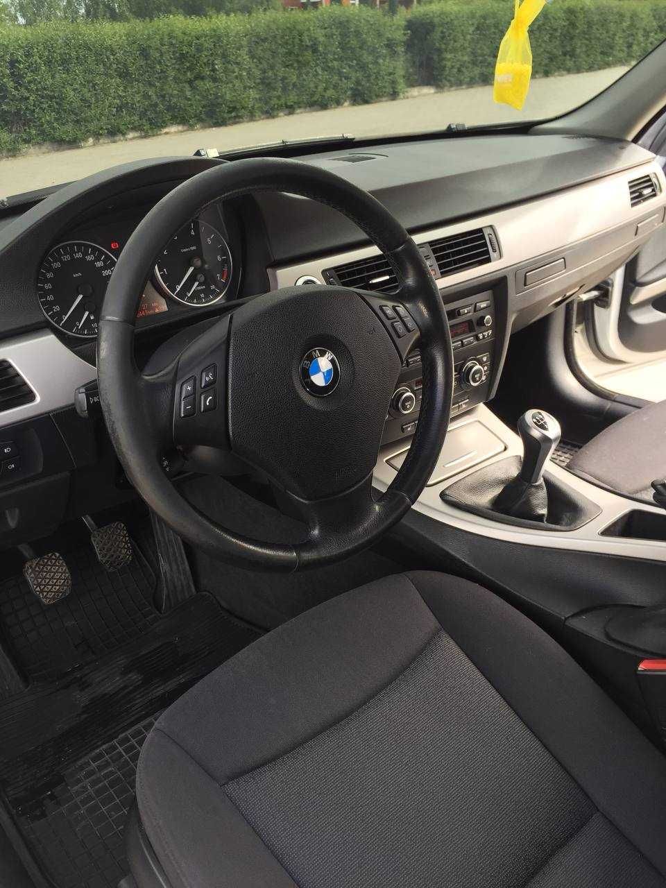 BMW E91 320I Отличное состояние