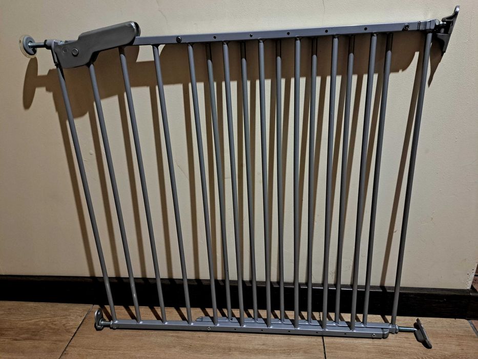 Barierka Bramka zabezpieczająca na schody Tanio