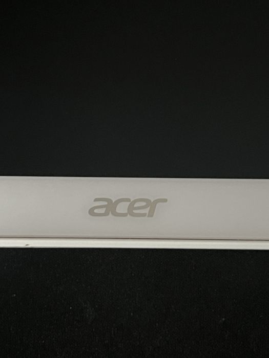 Tablet Acer Branco e cinza