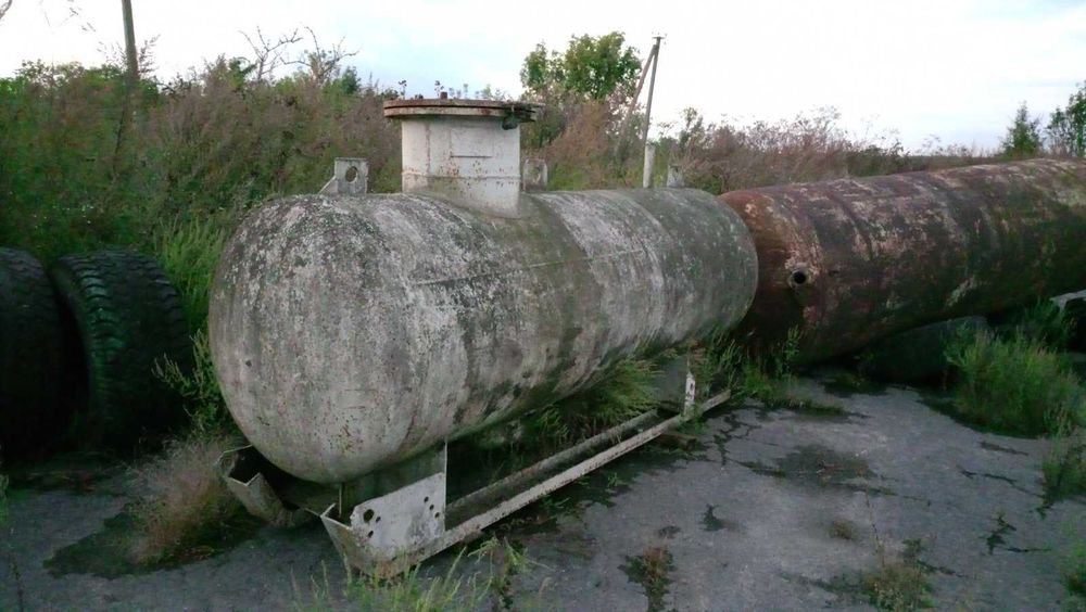 5 куб 2 шт. 2.7 куб  газгольдер ресивер бочка резервуар ёмкость