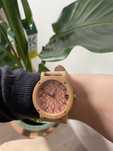 Zegarek drewniany różowy Plantwear