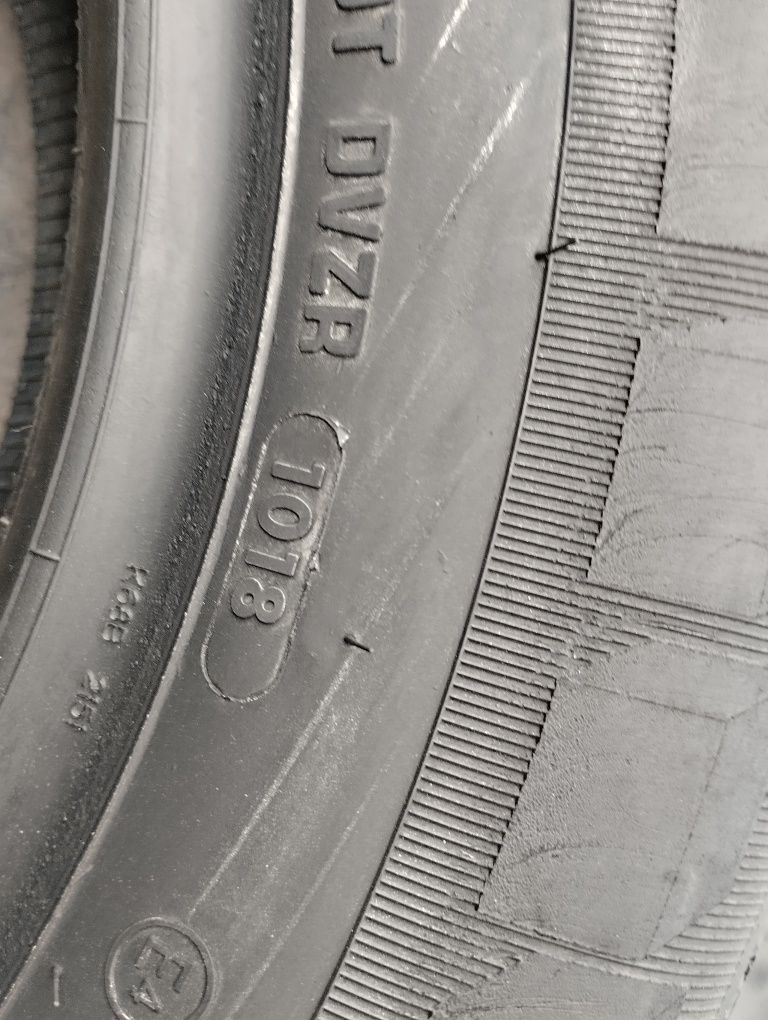 Продам шини 225/65R16C