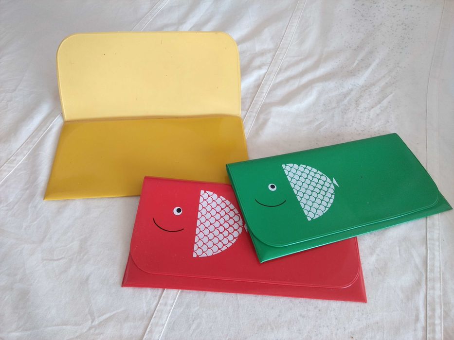 guarda guardanapos de plástico