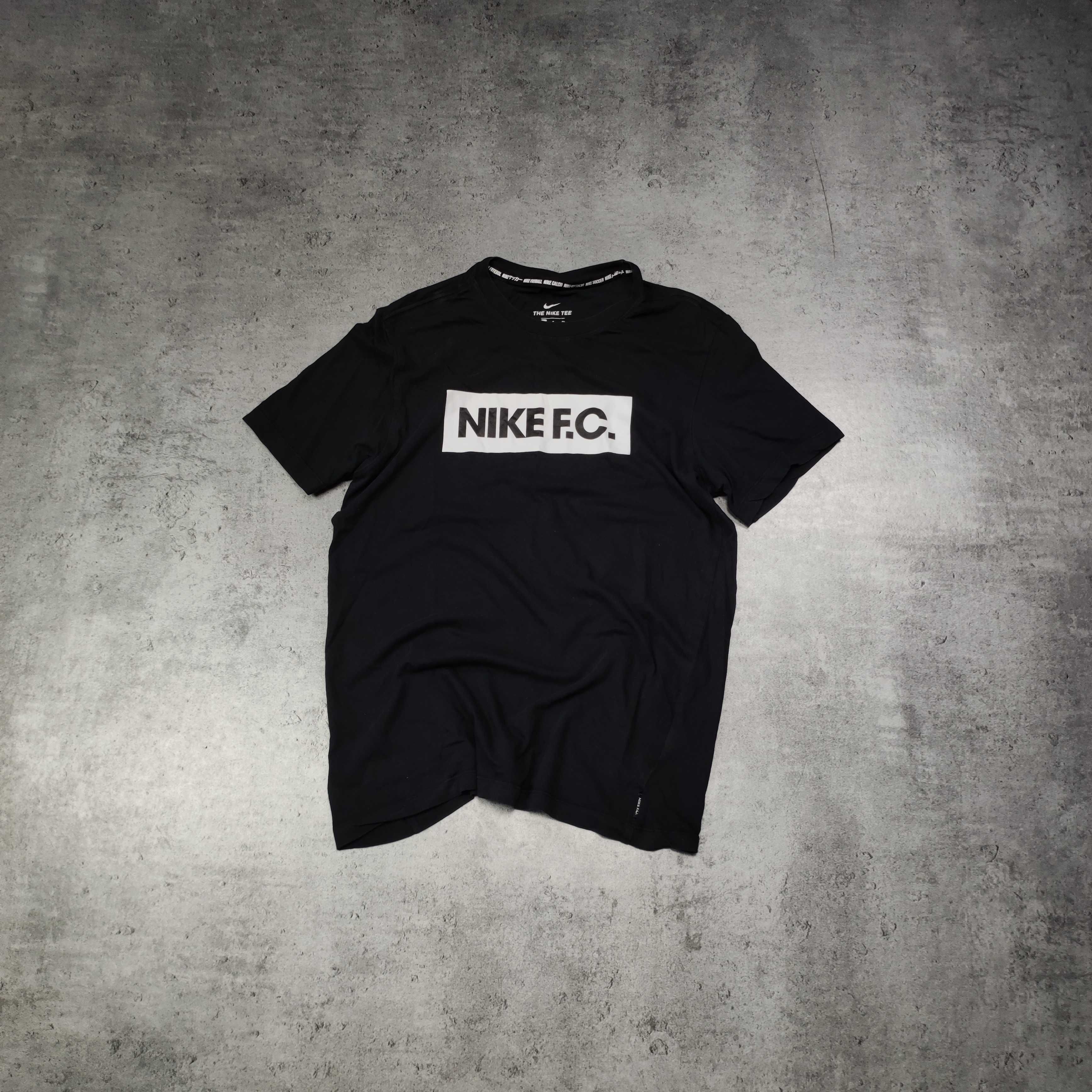 MĘSKA Koszulka Sportowa Bawełna Czarna Duże Logo Nike FC Football