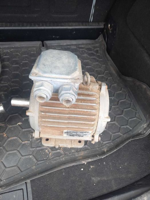 електро двигун 2.2квт  2900 обертів