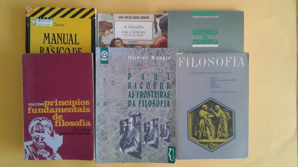 Diversos livros sobre Filosofia