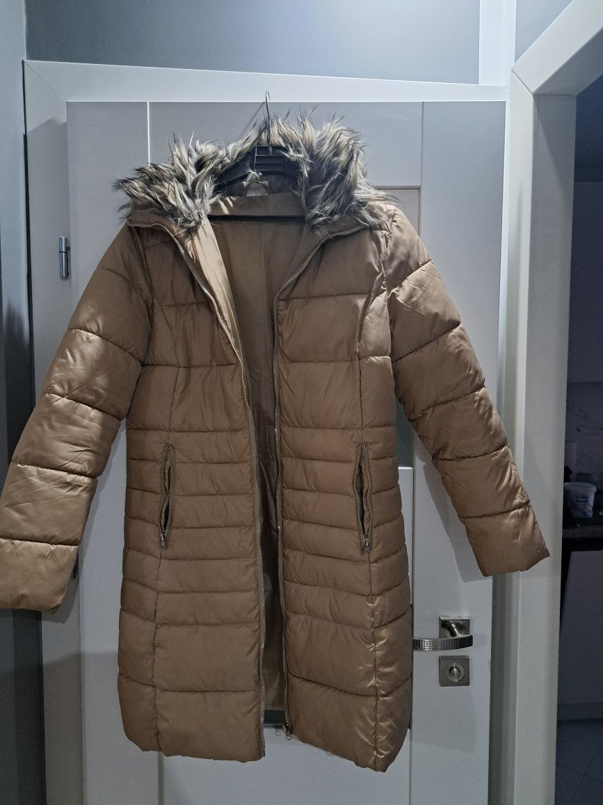 Płaszczyk zimowy pikowany beżowy płaszcz kurtka camelowy