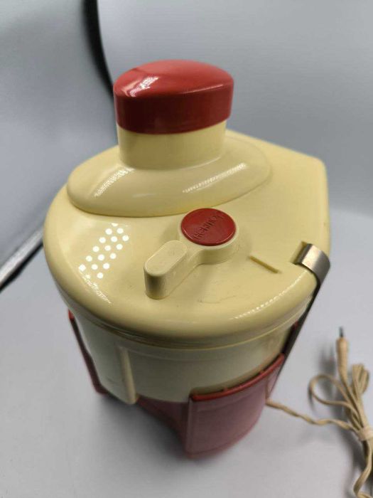 Соковижималка електрична СВСП-301 «Нектар»