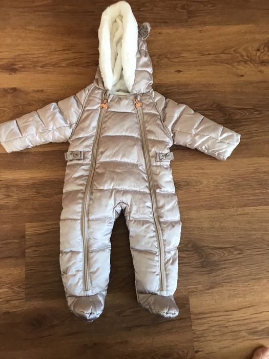 Kombinezon niemowlęcy