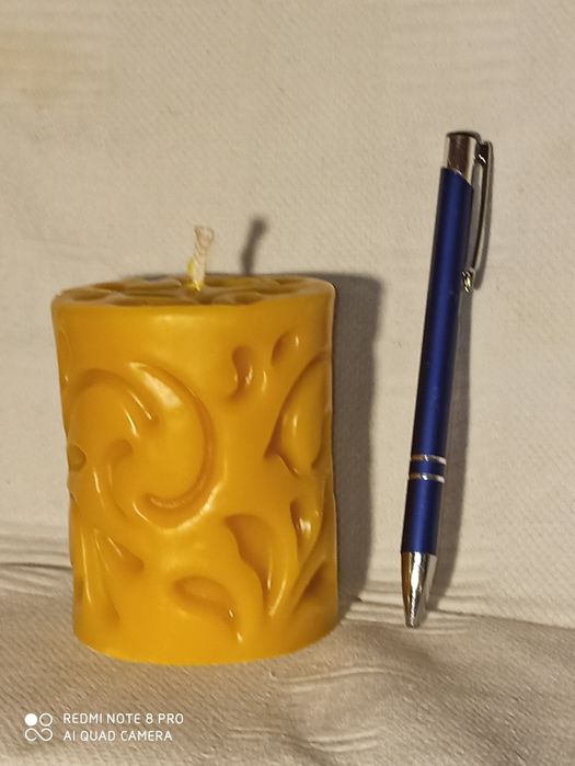 Świeca z wosku pszczelego