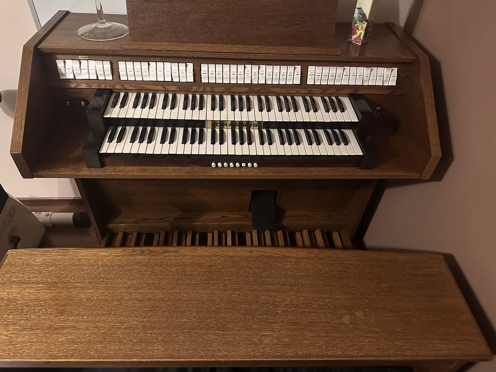 JOHANNUS OPUS 230 Organy analogowe