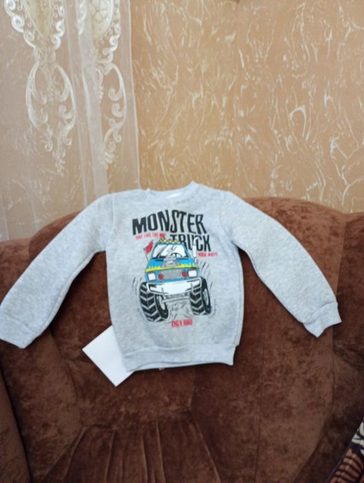 Спортивний костюм для хлопчика 98розмір