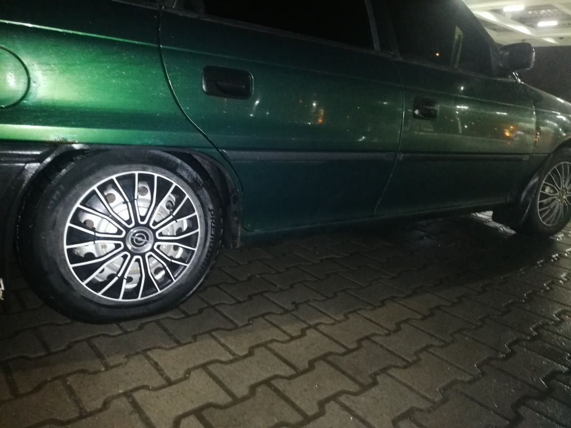 Opel astra f 1998 1.4 инжектор