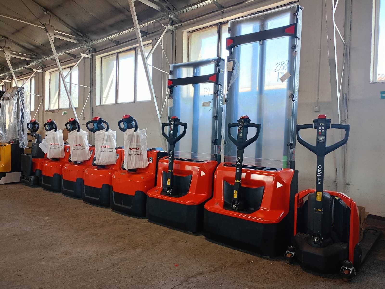 Wózek paletowy, stacker, paleciak z masztem, TOYOTA SHE 100, DUPLEX