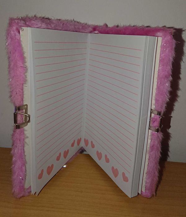 Caderno de pelúcia unicórnio NOVO