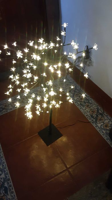 Árvore led 80cm altura