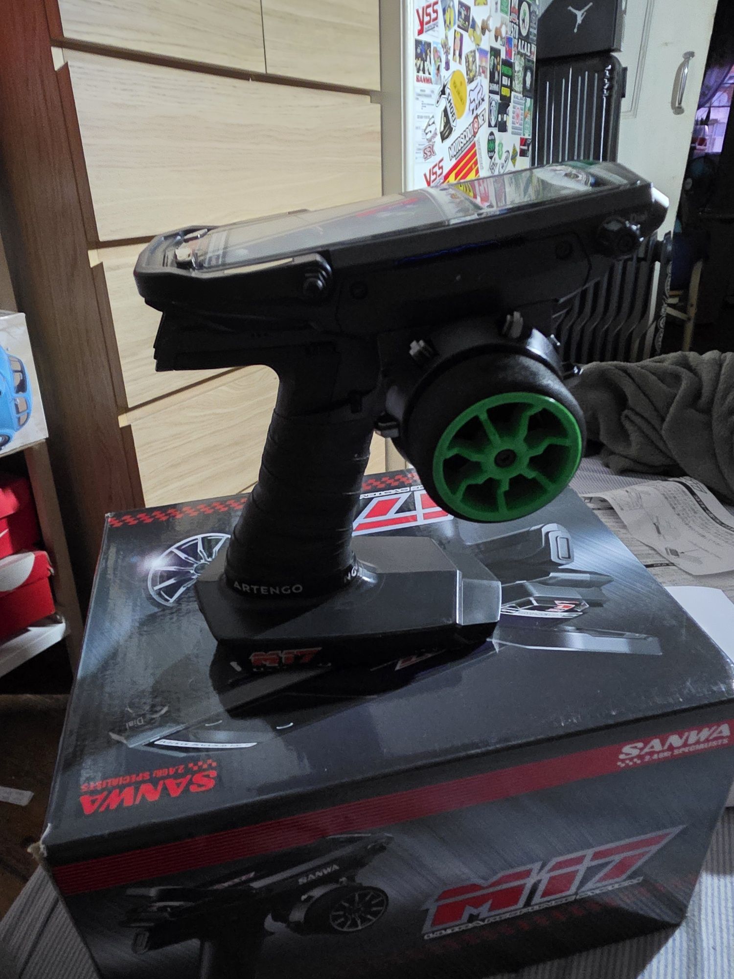 Radio rc SANWA M17