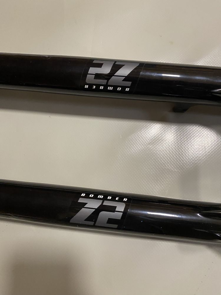 Amortyzator Marzocchi Bomber Z2 – 27.5” / 120mm