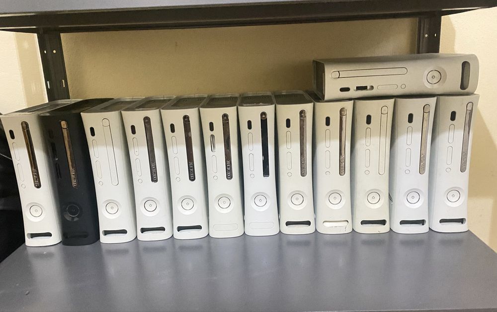 Lote de Xbox 360 para peças