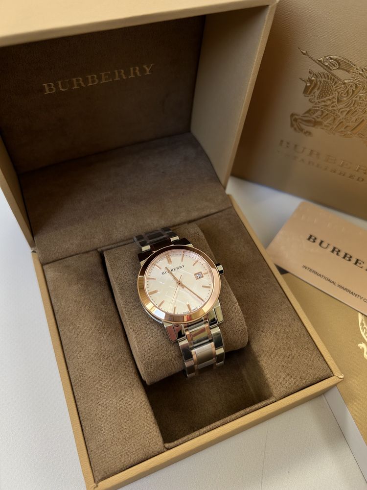 Годинник Burberry bu9105 та bu9205