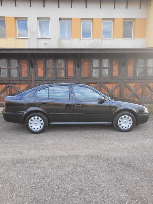 Oktavia Tour Свіжопригнана