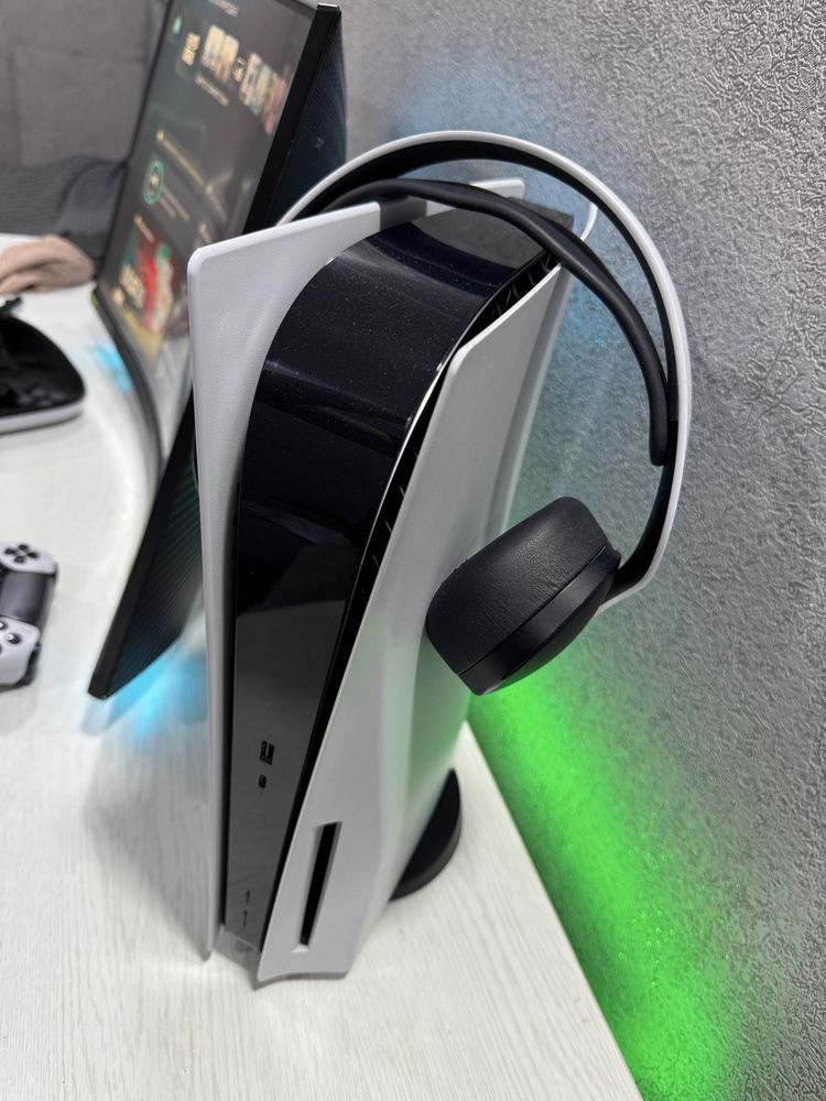 Ps5 + много плюшек.