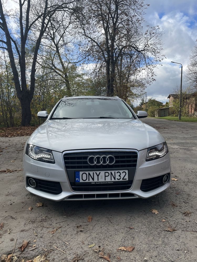 Audi A4 B8 2,0tdi LED xenon navi