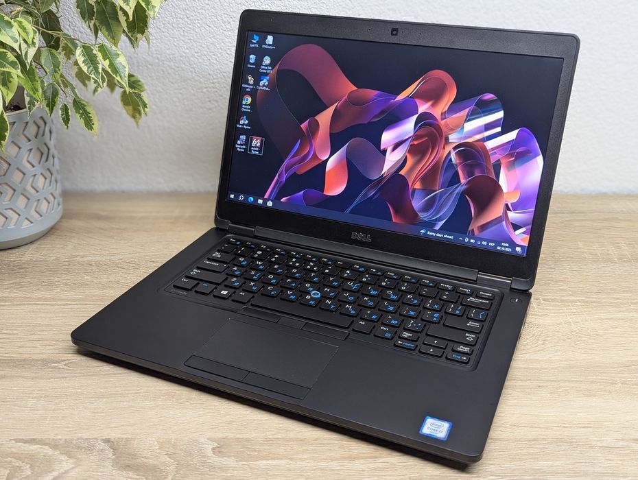 Продам класний , ігровий ноутбук Dell Latitude 5480 з хорошою батареєю