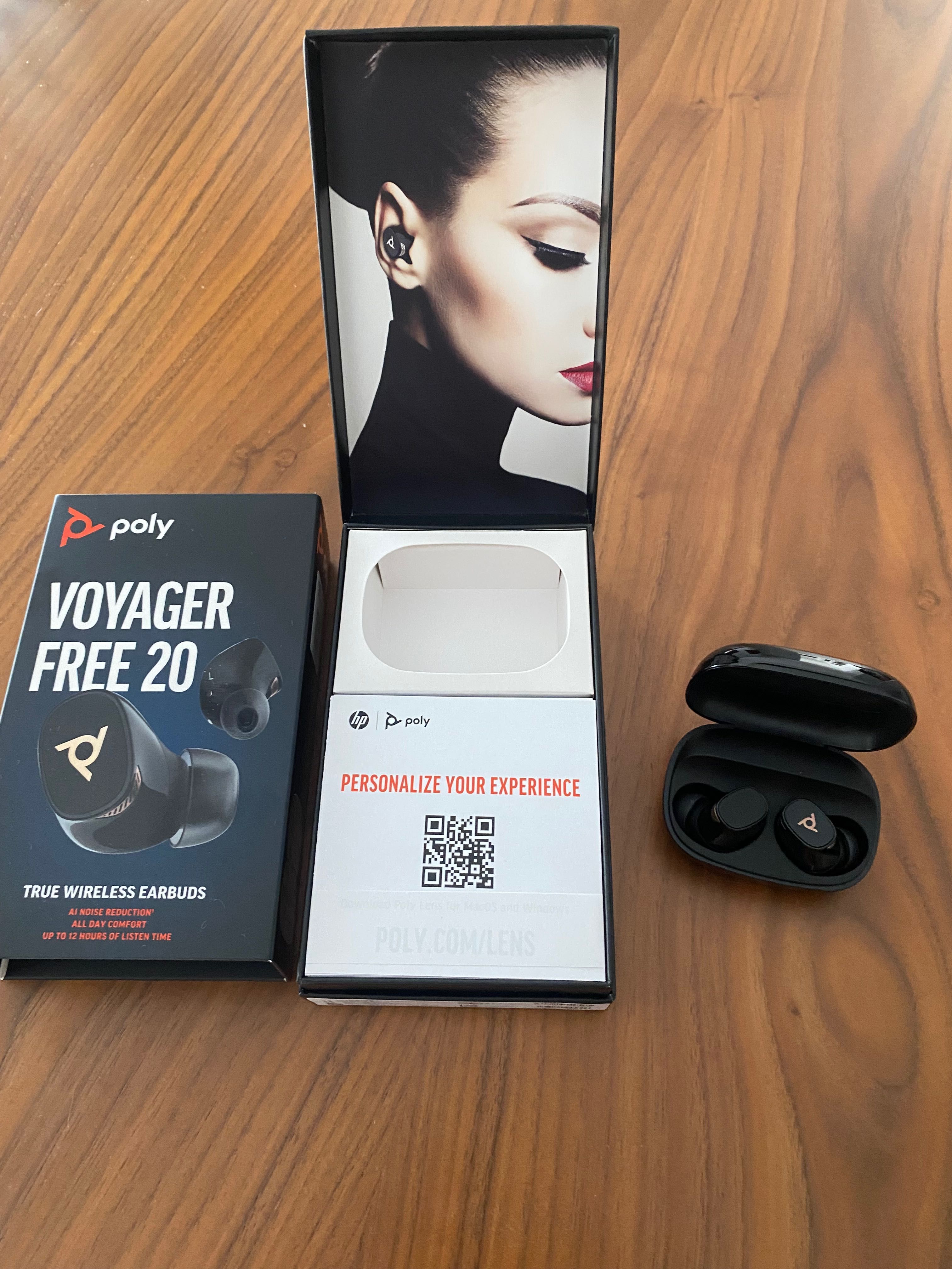 Earbuds /phones Poly