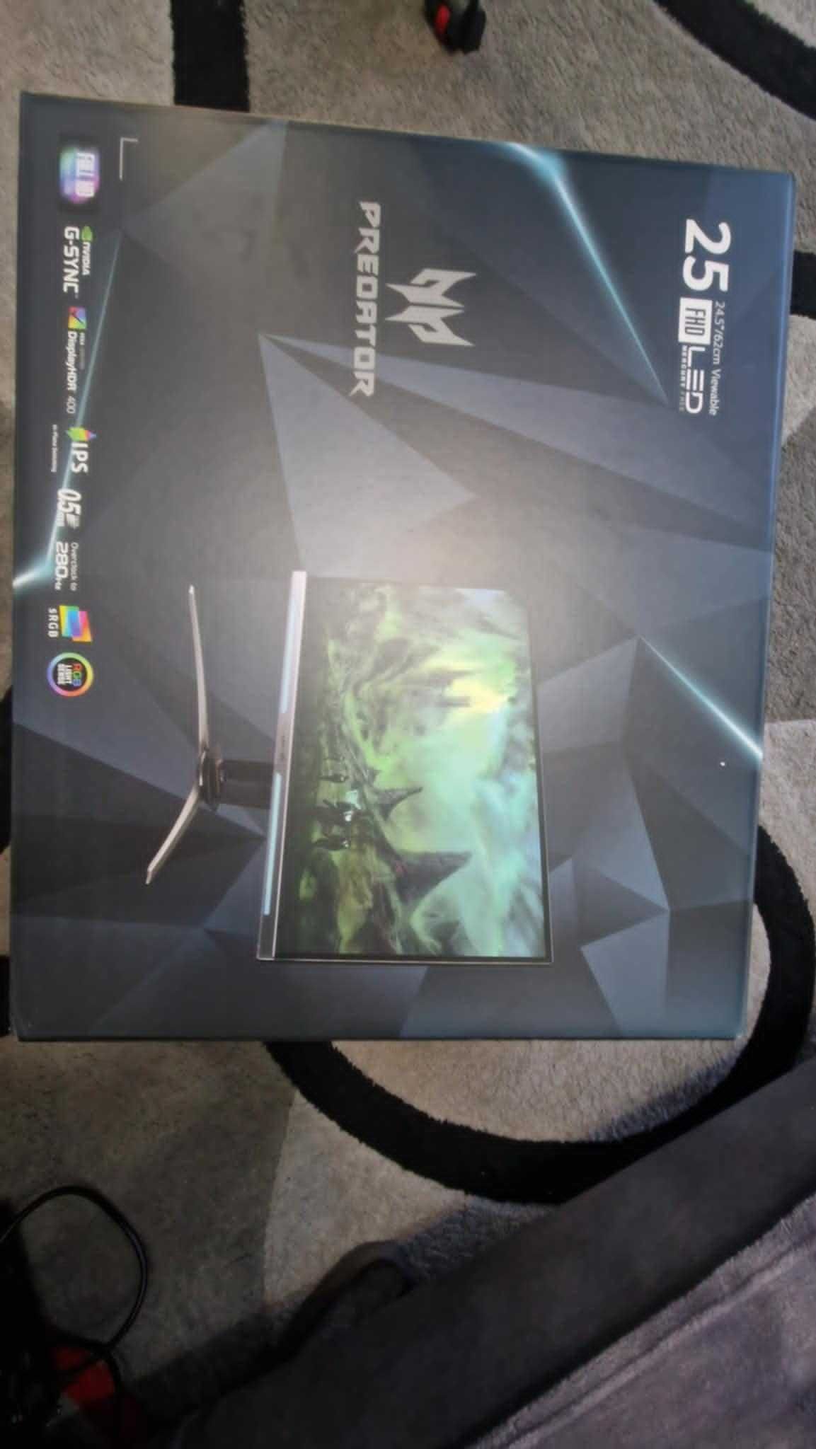 Komputer stacjonarny gamingowy + monitor 240hz