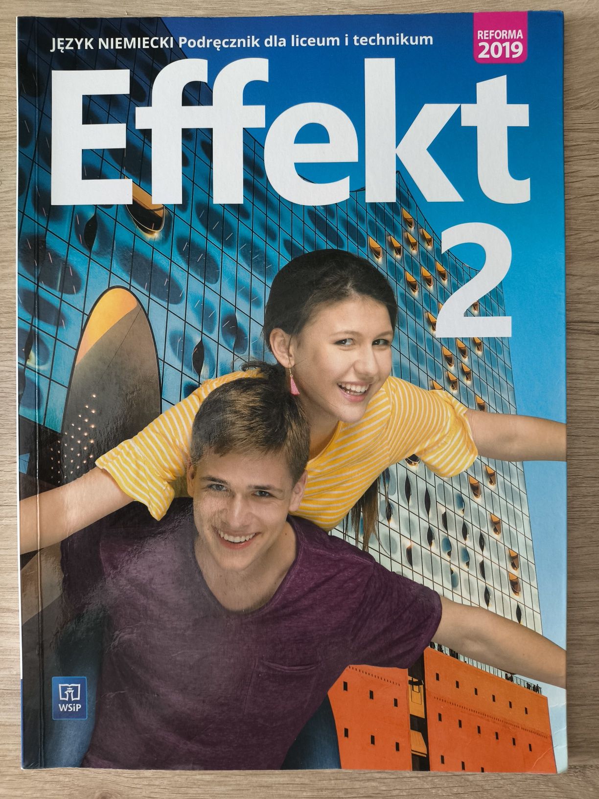 Podręcznik: Język niemiecki "Effekt 2"