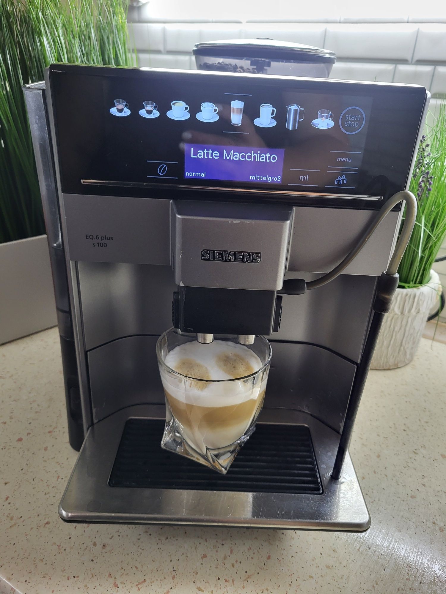 кавовамашинка Siemens EQ 6 plus.S100