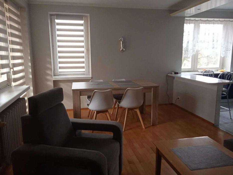 Wynajme pokój młodej dziewczynie- os. Baranki