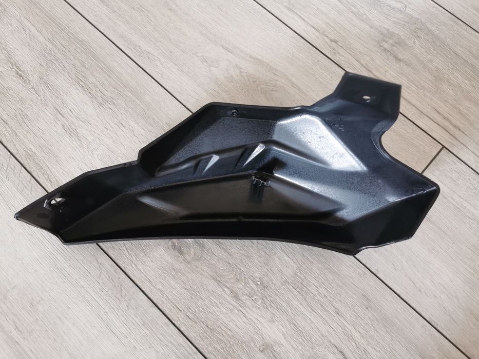 Can am Maverick x3 Osłona owiewka słupka klatka dach drzwi prawa